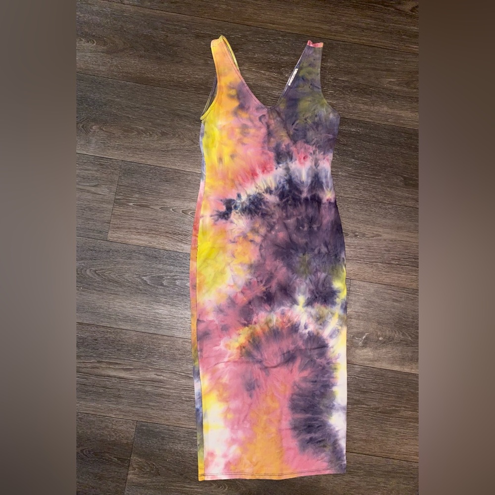 Heart & Hips Tie Dye Bodycon Dress